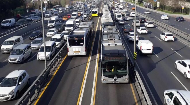 Metrobüs yarın FSM Köprüsü’nü kullanacak