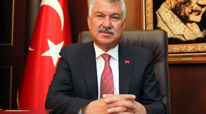 Zeydan Karalar’dan Özgür Özel’e soğuk duş: CHP’de kalacağım