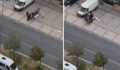 İstanbul’da fırtına nedeniyle yürüyen yayanın üzerine tabela devrildi