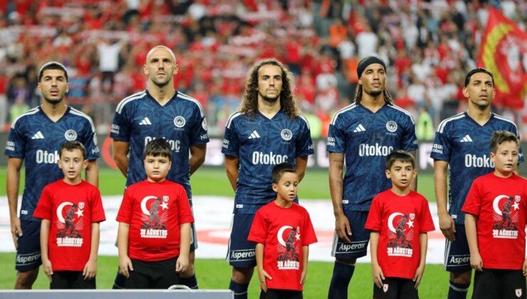 10 gün önce ‘Takımdan gönderilsin’ deniliyordu! İki maçtır takımın yıldızı oldu