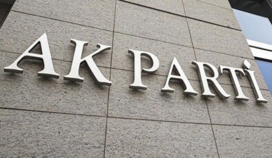 AK Parti’de 4 il başkanı görevden alındı