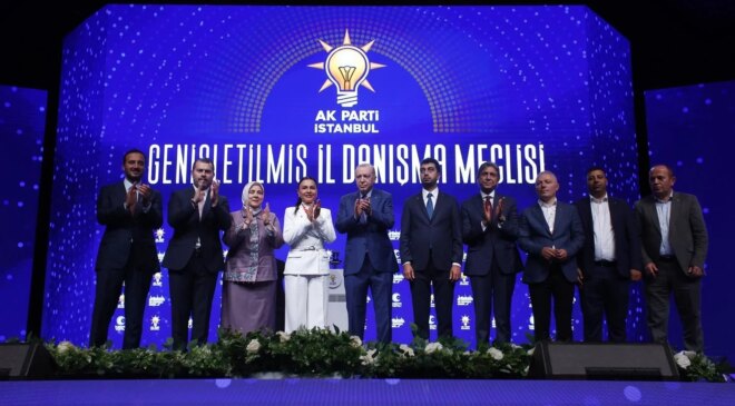 AK Parti’ye geçen Tuzla Belediye Başkanı Eren Ali Bingöl’den dikkat çeken veda