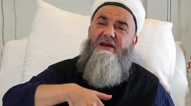 Cübbeli Ahmet Hoca, apar topar ameliyata alındı