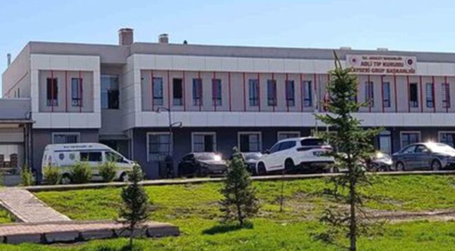 Kayseri’de bıçaklı kavga: 1 kişi hayatını kaybetti