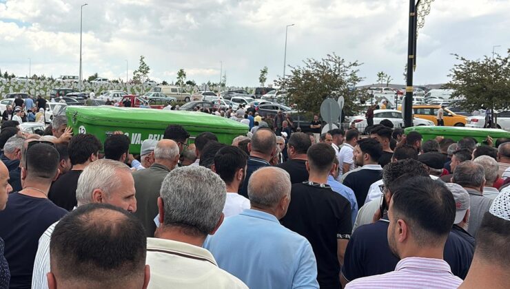 Aynı kaderi paylaştılar! Yan yana defnedildiler