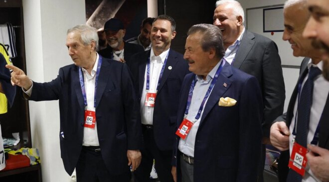 Fenerbahçe Şampiyonlar Ligi’nde! Aziz başkan dayanamayıp soyunma odasına indi, müjdeyi verdi