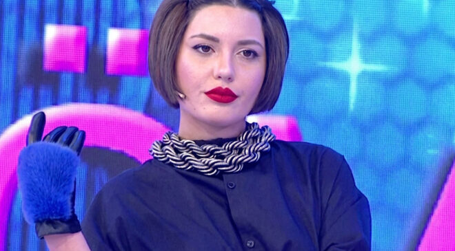 Bahar Candan’ın babasından olay sözler: “Zihinsel engelli gibi davranmayın”