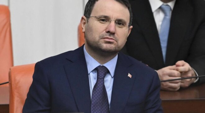 Bakan Gürlek, Muhsin Yazıcıoğlu’nun ailesini kabul edecek