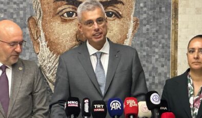 Bakan Memişoğlu’ndan sağlıkçı annelere müjde: Hastanelere 24 saat kreş hizmeti geliyor
