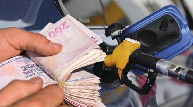 Benzin ve motorinde 100 lira sınırı için tarih verildi