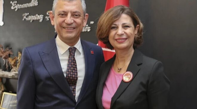Eskişehir Büyükşehir Belediye Başkanı Ünlüce, Yeni Parti’ye geçti