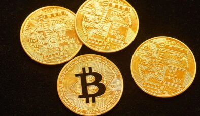 Bitcoin 81 bin doları aştı: Analistler ikiye bölündü