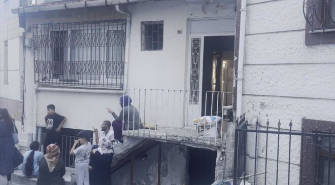 Evden gelen kötü koku acı gerçeği ortaya çıkardı, 25 yaşındaki genç ölü bulundu
