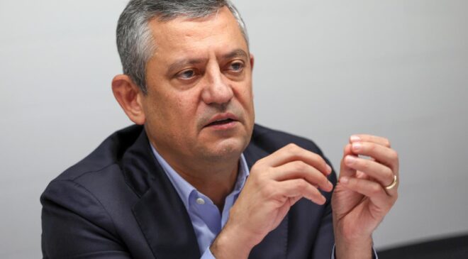 Özgür Özel sessizliğini bozdu: ‘Çerçeve yasa’ya neden ‘evet’ dediğini açıkladı