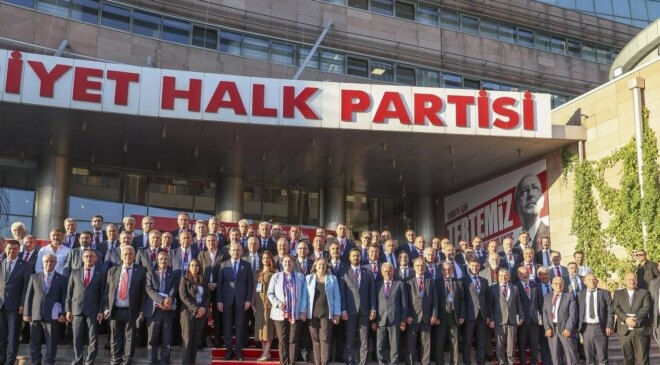 81 CHP il başkanından manifesto: Kişiler geçicidir, CHP kalır
