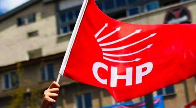 CHP’li belediye başkanı, AK Partili yöneticilerle Bakan Kurum’u ziyaret etti