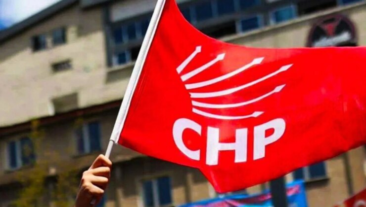 CHP’li belediye başkanı, AK Partili yöneticilerle Bakan Kurum’u ziyaret etti