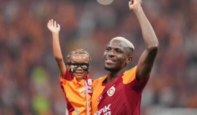 Tek başına bir takım: Victor Osimhen