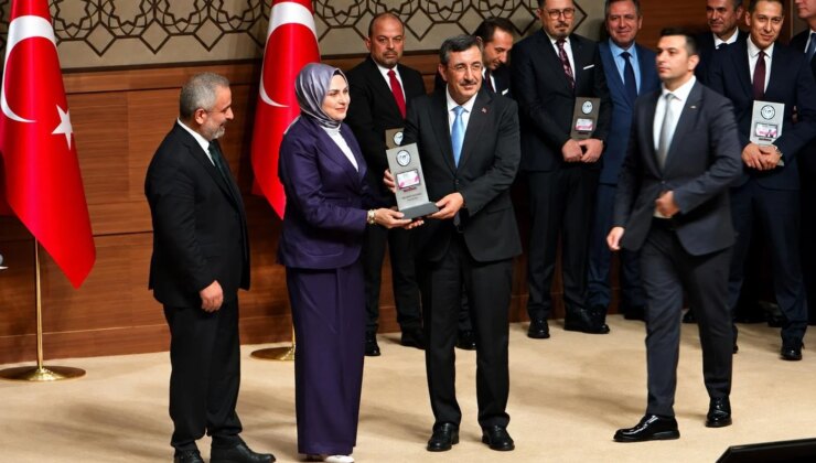 Cumhurbaşkanlığı Külliyesi’nde Haberler.com’a büyük ödül