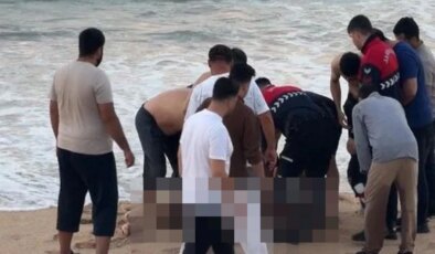 Arnavutköy’de dalga faciası: 58 yaşındaki adam hayatını kaybetti