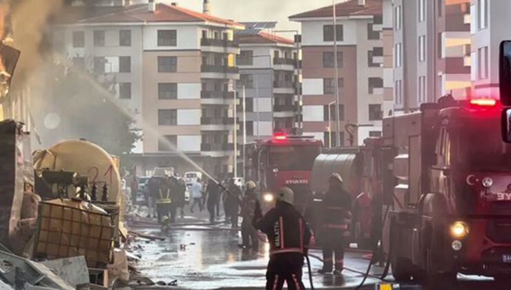 Malatya’da deprem konutları şantiyesinde yangın: 180 konteyner kullanılamaz hale geldi