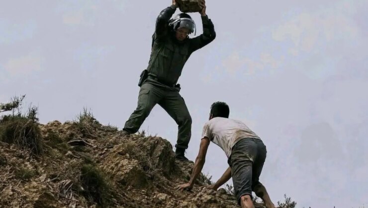 Ülkeye dönen Faslı göçmenlere taşlı müdahale! Görüntüler infial yarattı