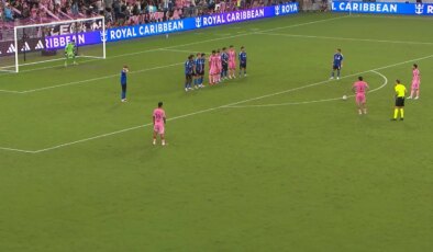Messi’den 4 gollü şov