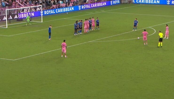 Messi’den 4 gollü şov
