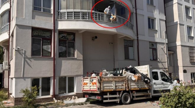 Emekli profesörün evinden çıkanlar ekipleri hayrete düşürdü