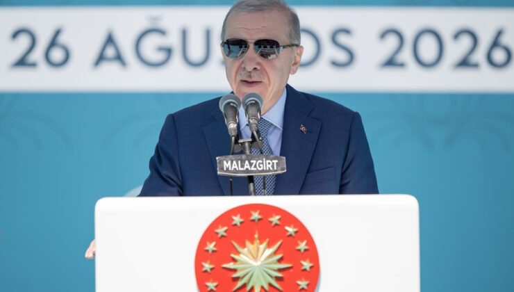 Cumhurbaşkanı Erdoğan’dan Malazgirt’te kritik mesaj: Coğrafyamızı barış yurdu yapmak için atımızın kuyruğunu bağladık