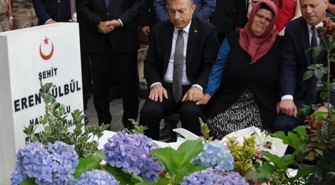 Eren Bülbül’ün annesinin sözleri yürekleri dağladı: 9 yıldır kapıyı kilitlemiyorum, yavrum yaralıdır açamaz