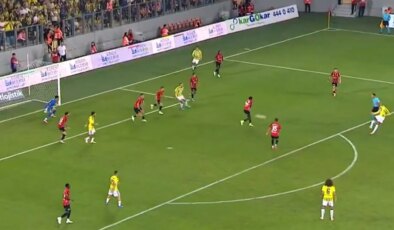Fenerbahçe taraftarından yönetime İrfan Can Eğribayat tepkisi