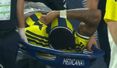 Fenerbahçe’de korkutan sakatlık! Sahadan gözyaşlarıyla ayrıldı