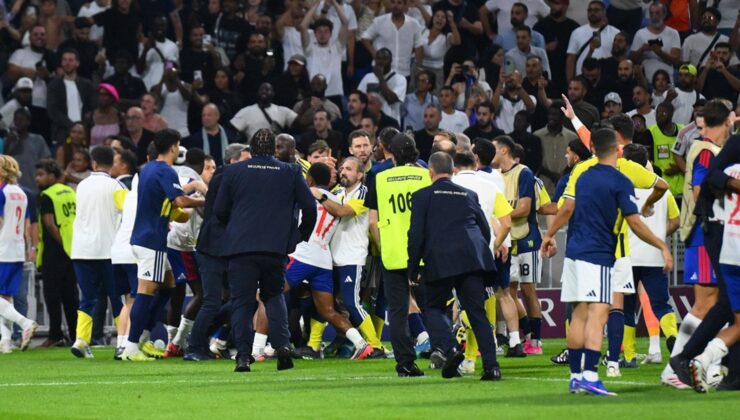 Fenerbahçe Lyon’u sadece Şampiyonlar Ligi’nden etmedi! Fransız ekibinde büyük kriz