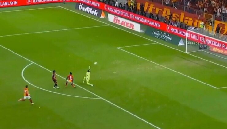 Galatasaray’a soğuk duş! 2 dakikada 2 gol geldi, taraftarlar delirdi