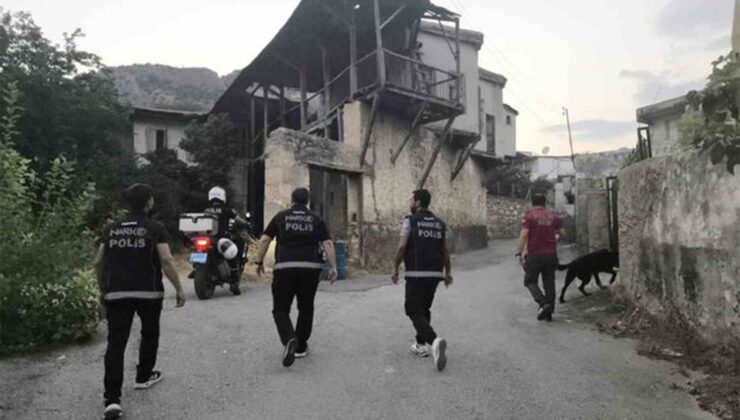 Adana’da uyuşturucu denetiminde aranan terör örgütü üyesi yakalandı