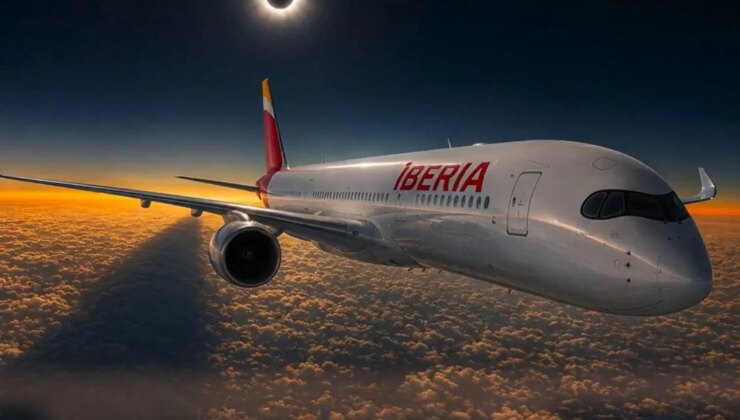 Güneş tutulması için özel uçuş: 10 bin metreden canlı yayınlandı