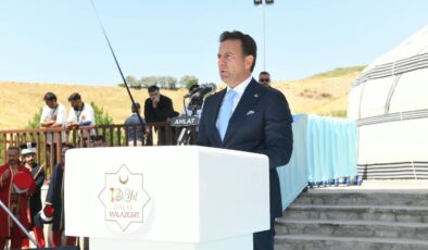 Okçular Vakfı Başkanı Hüseyin Topbaş’tan Malazgirt Zaferi mesajı