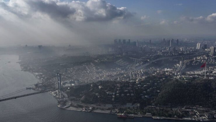 İstanbul’da cuma sürprizi! Sıcaklık sert düşecek, sağanak başlayacak