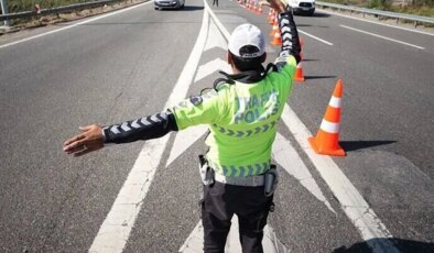 İstanbul’da Zafer Bayramı provası nedeniyle bazı yollar kapatıldı