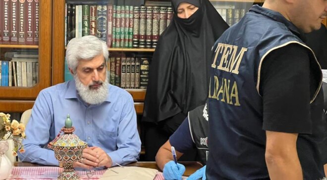 İşte Alparslan Kuytul ve eşinin gözaltına alındığı anlar