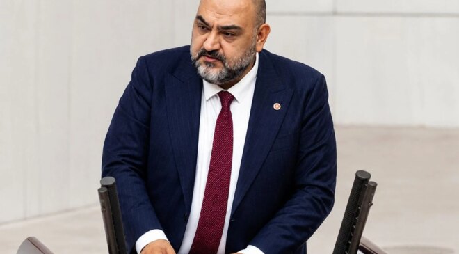 İYİ Parti’den istifa eden Gaziantep Milletvekili Mehmet Mustafa Gürban, AK Parti’ye katılacağını açıkladı