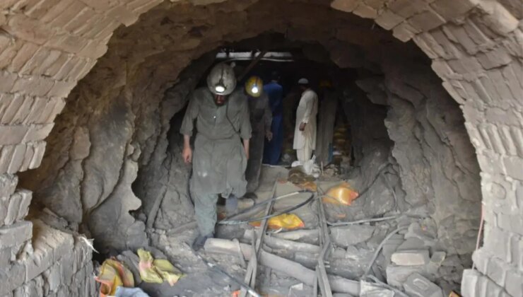 Güney Afrika’da kaçak madencilik dev bir güvenlik krizine dönüştü: 14 madenci hayatını kaybetti