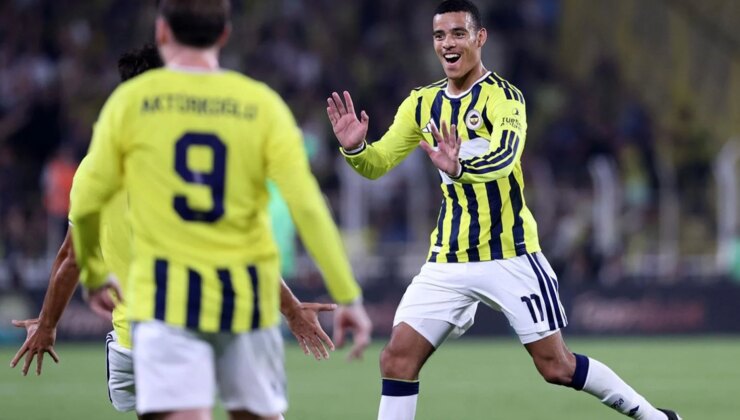 Kadıköy’de resital! Fenerbahçe yıldızlarıyla tura göz kırptı