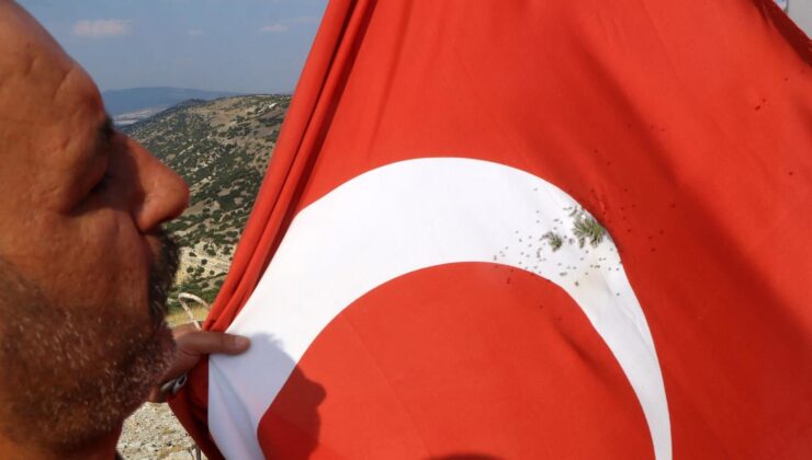 Kenti karıştıran görüntü! Türk bayrağına av tüfeği ile ateş açıldı