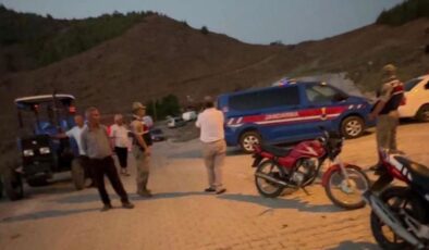 Psikolojik sorunları olan şahıs baba ve oğluna kurşun yağdırdı
