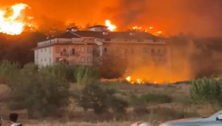 Fethiye’deki orman yangını evlere sıçradı