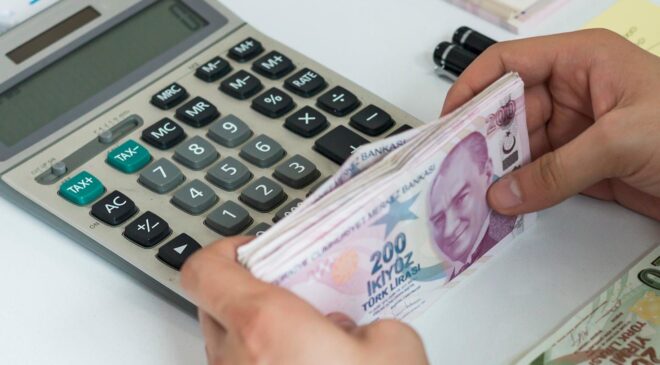 Kredi limitlerinde yeni dönem! BDDK üst sınırları aşağı çekti