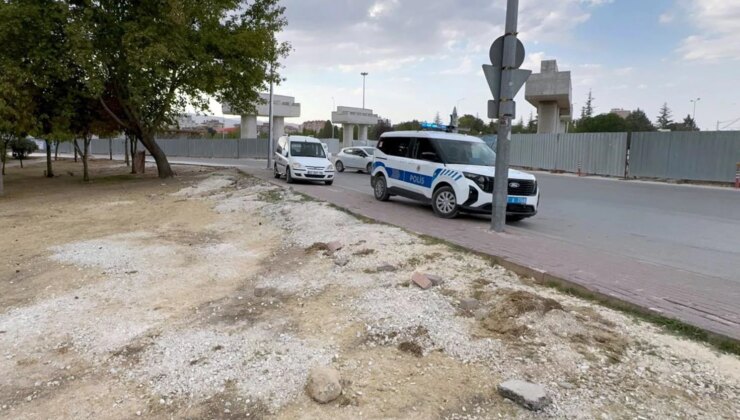 Kıskançlık nedeniyle akranını bıçakladı