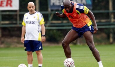 Lukaku Fenerbahçe’de ilk antrenmanına çıktı! Herkes aynı yorumu yaptı